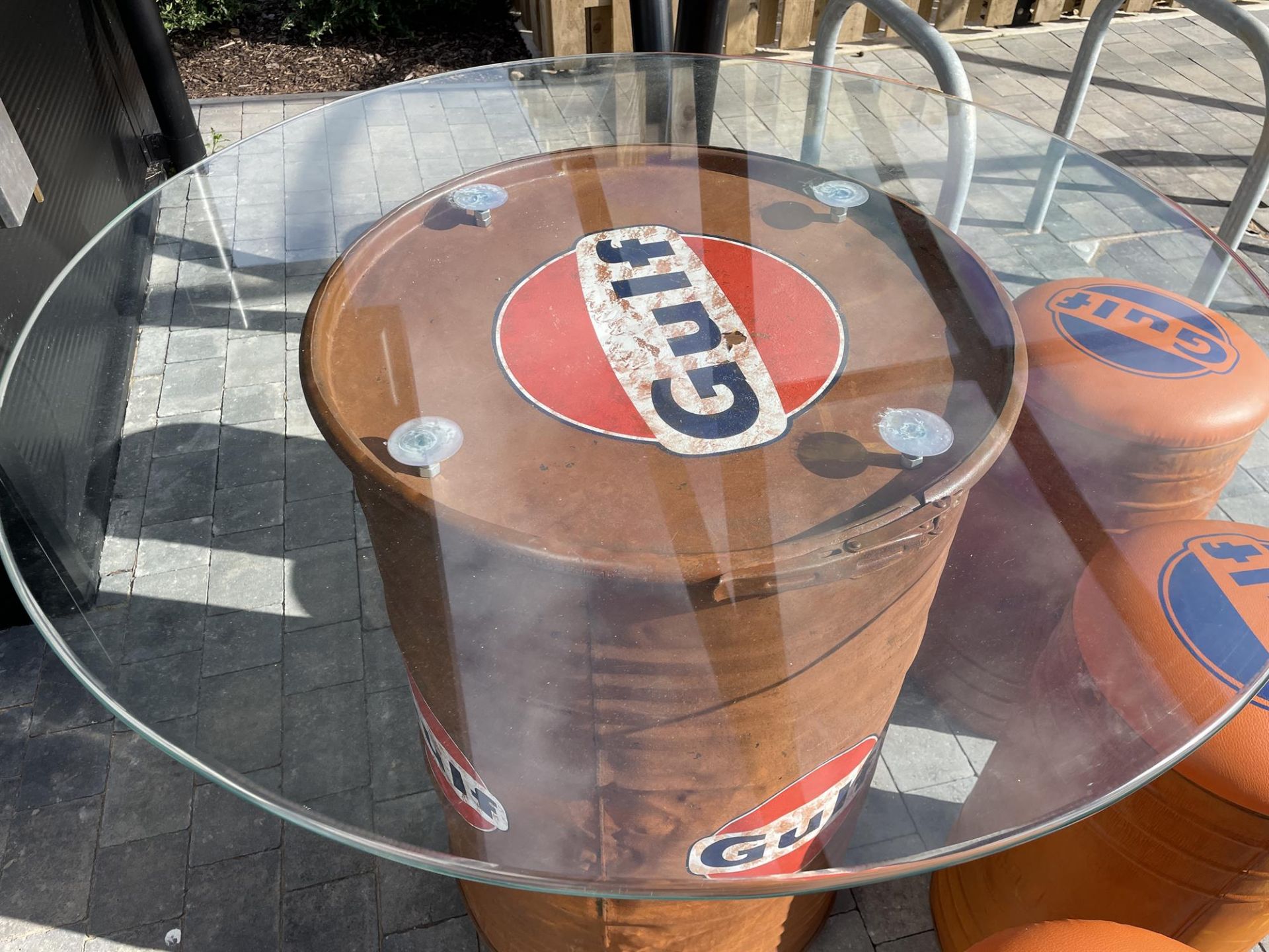 Gulf-Themed Oil Drum Table and Seat Set - Image 8 of 10