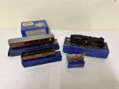 Hornby Dublo locomotive, corridor coach, wagon and other items