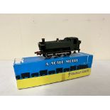 Graham Farish scale model 0-6-0 locomotive in original box