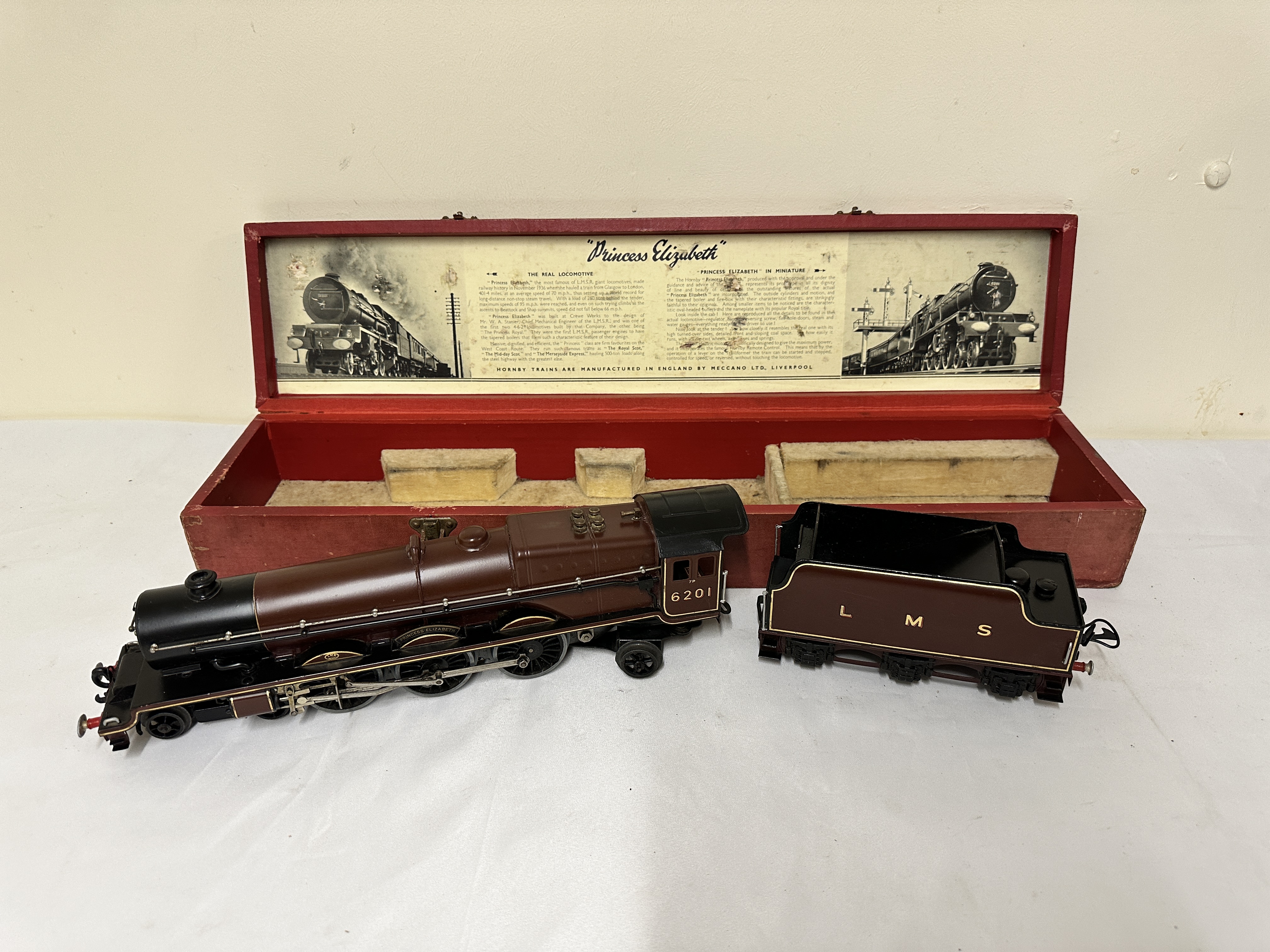 Hornby 0 gauge electric locomotive "The Princess Elizabeth" with tender, in original box.