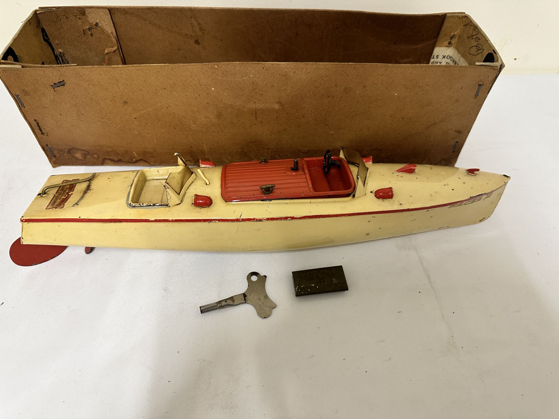 Hornby clockwork speed boat, Racer 3