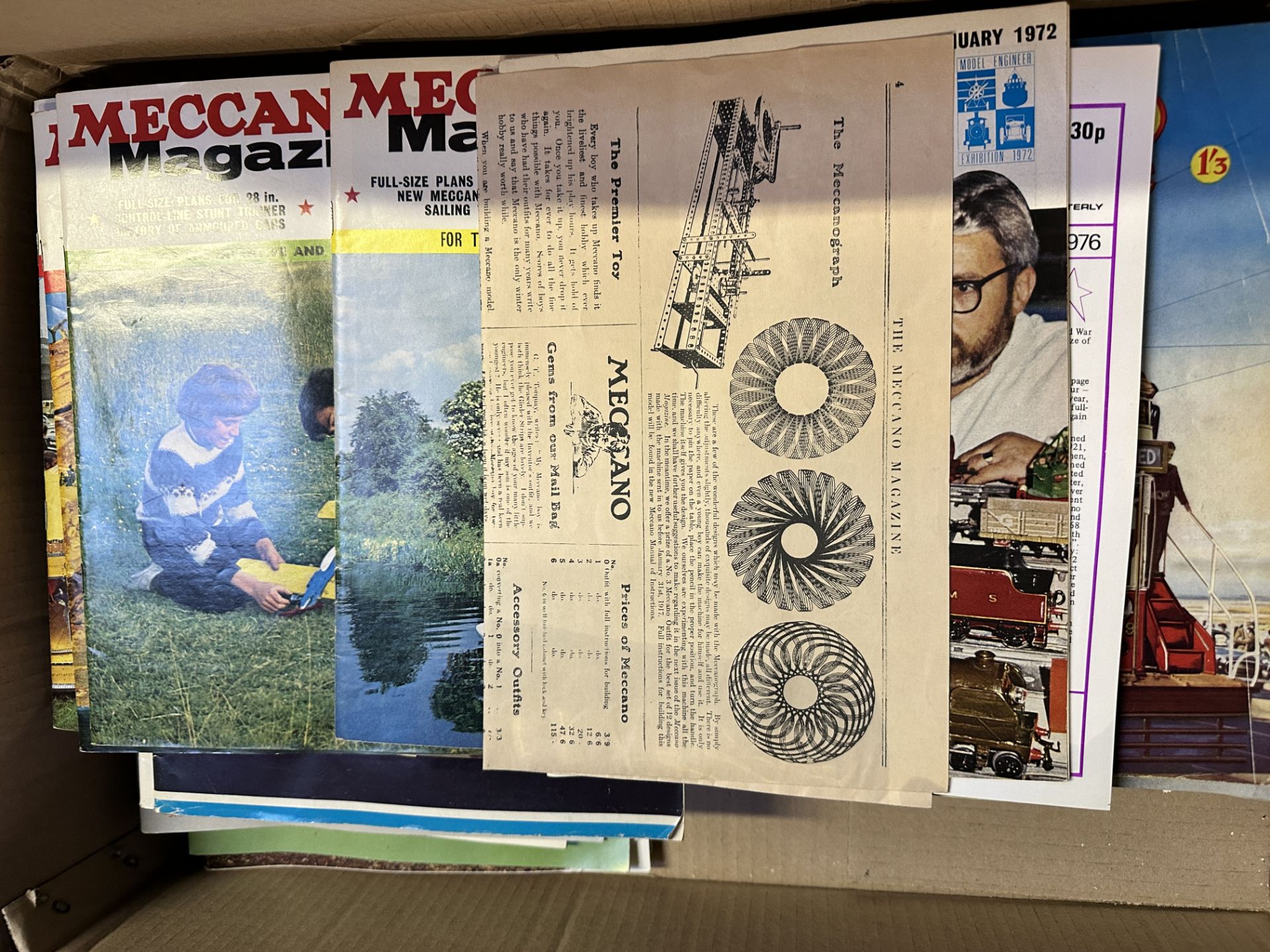 Quantity of Meccano magazines - Image 3 of 5