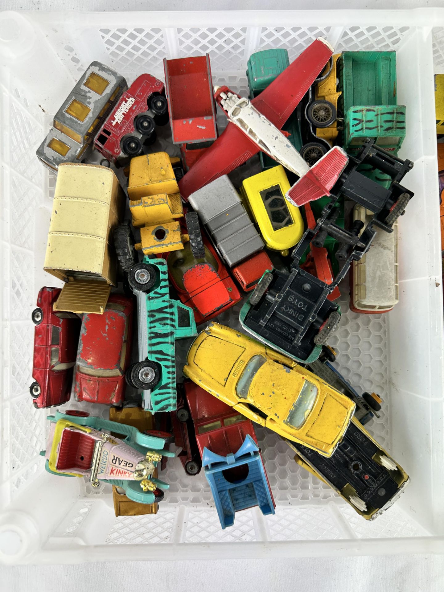 Quantity of die cast toy cars and vehicles - Image 2 of 3