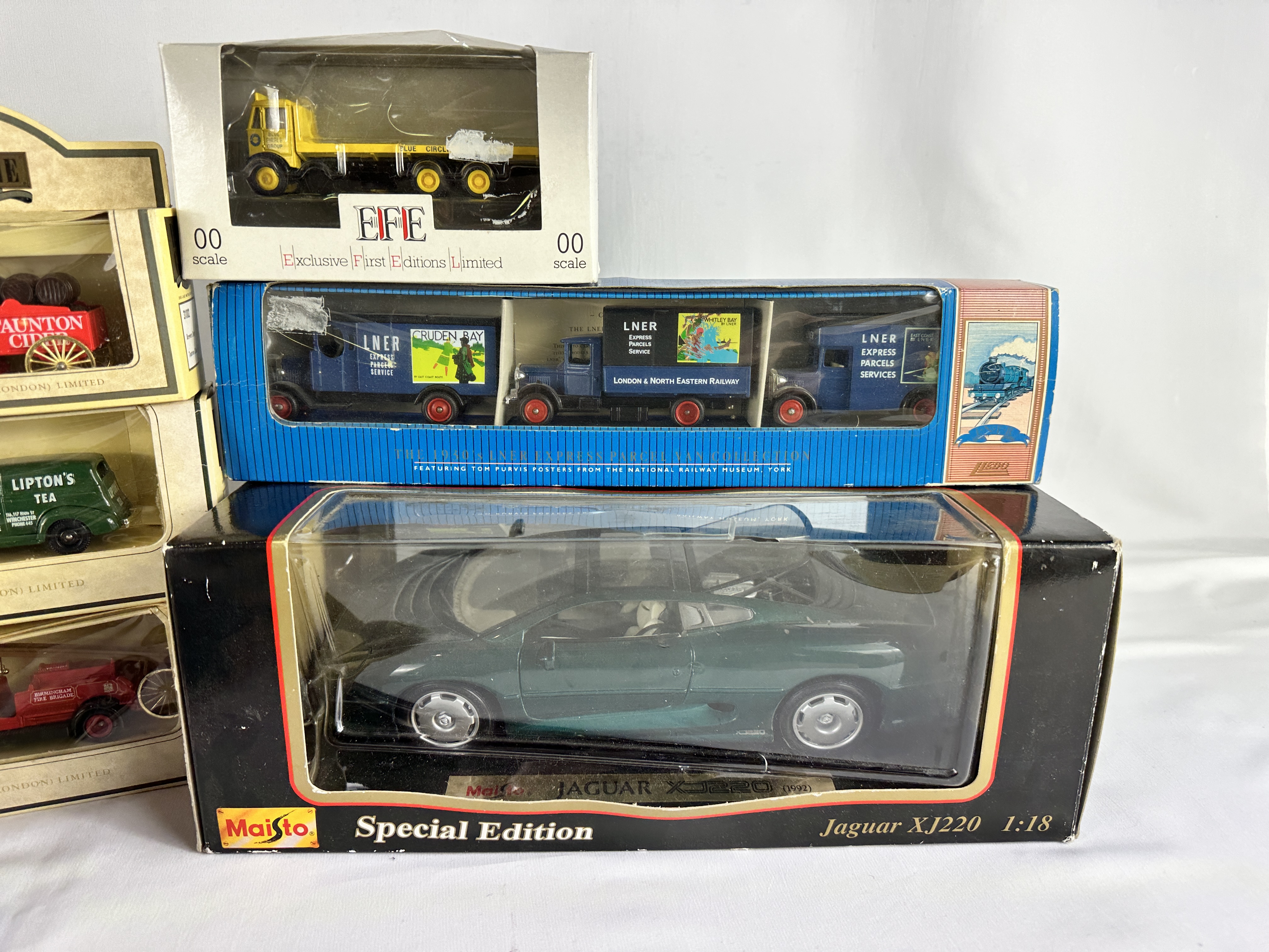 Corgi F1 model car, together with other model vehicles - Image 3 of 9