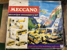 Quantity of Meccano