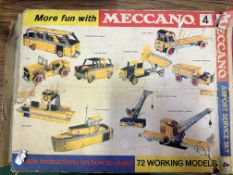 Quantity of Meccano