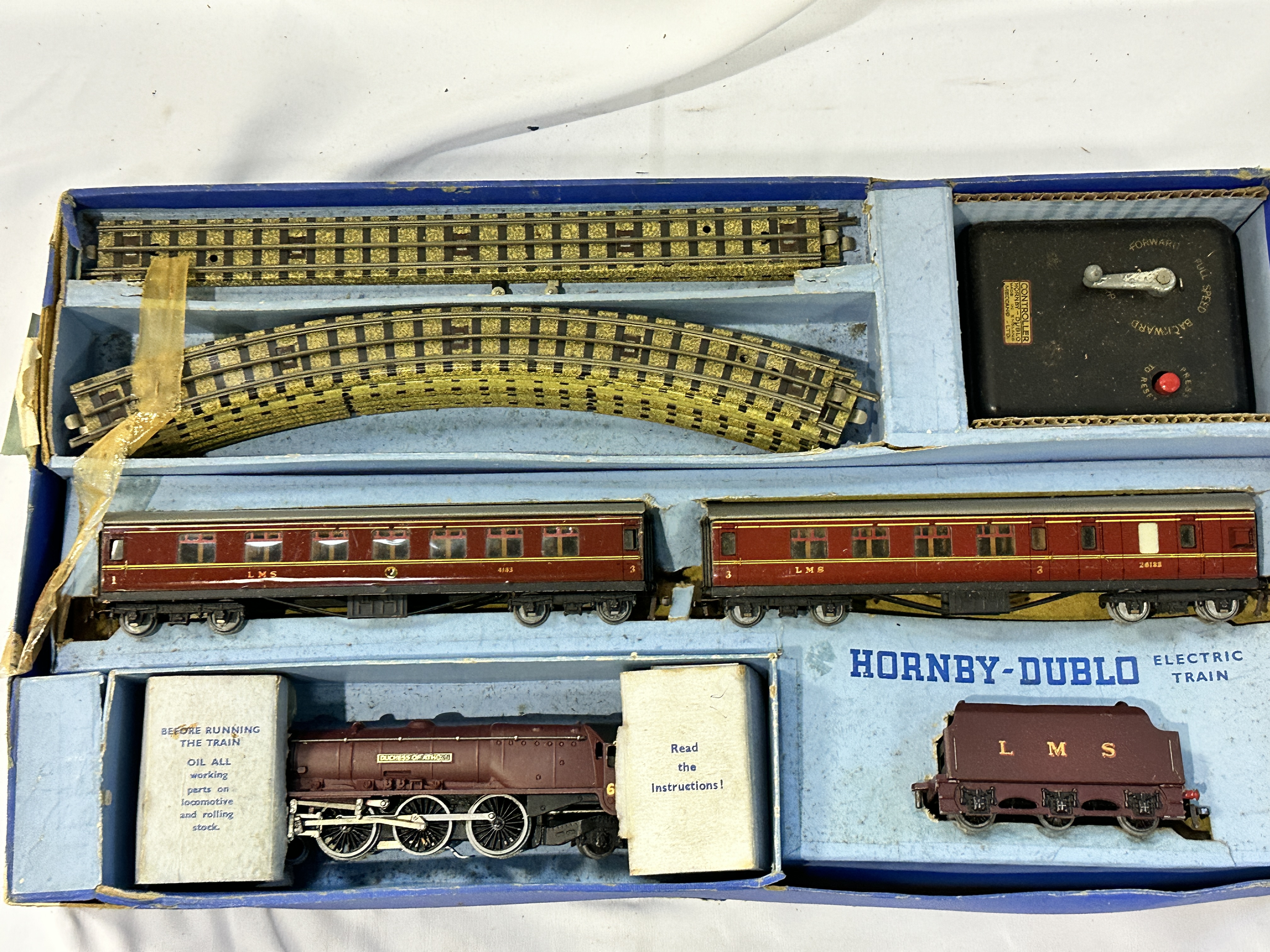 Hornby Dublo EDP2 passenger train Duchess of Atholl