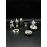 Quantity of silver items