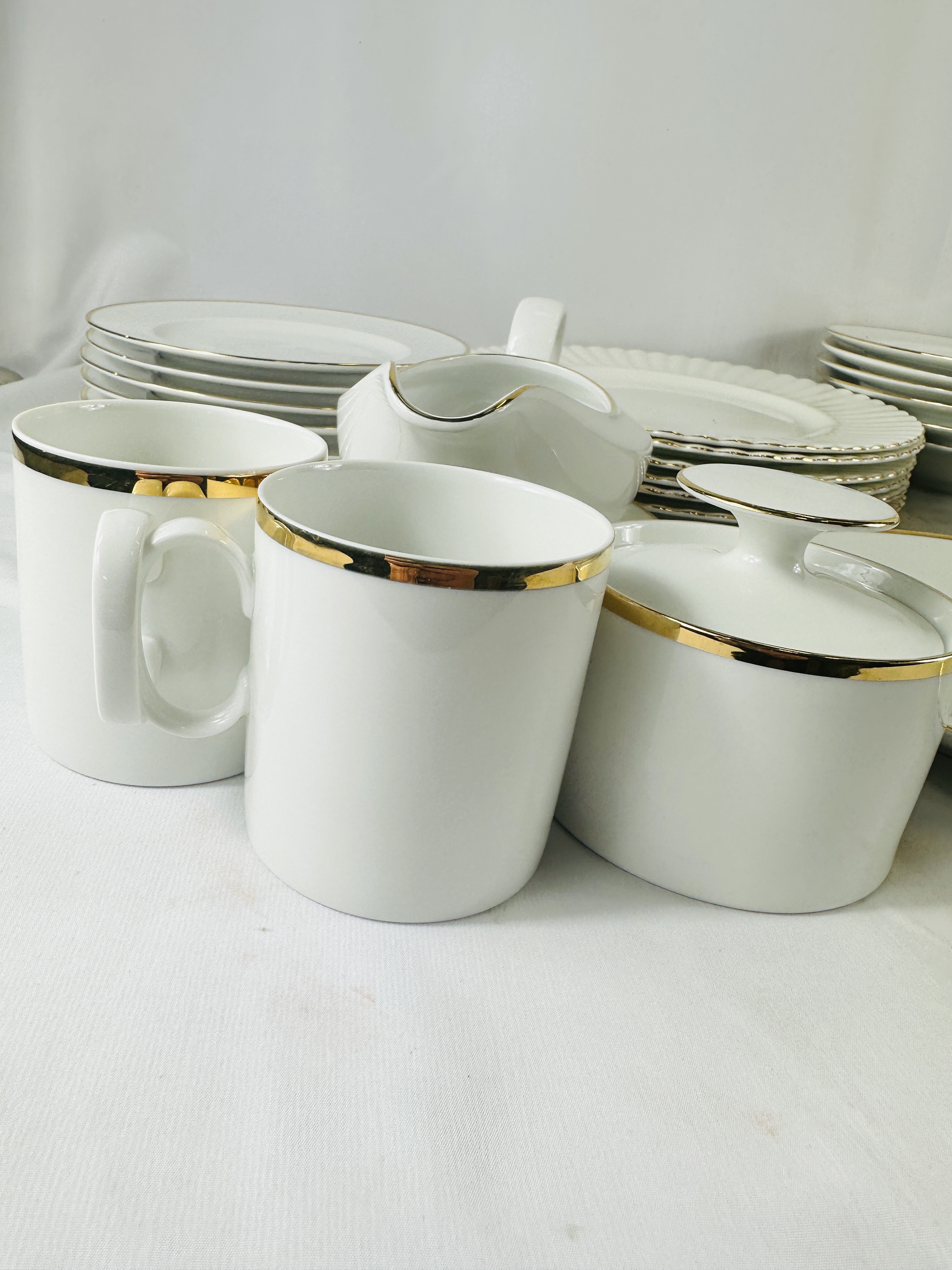 Six Royal Albert White plates together with a part Thomas dinner service - Image 10 of 12