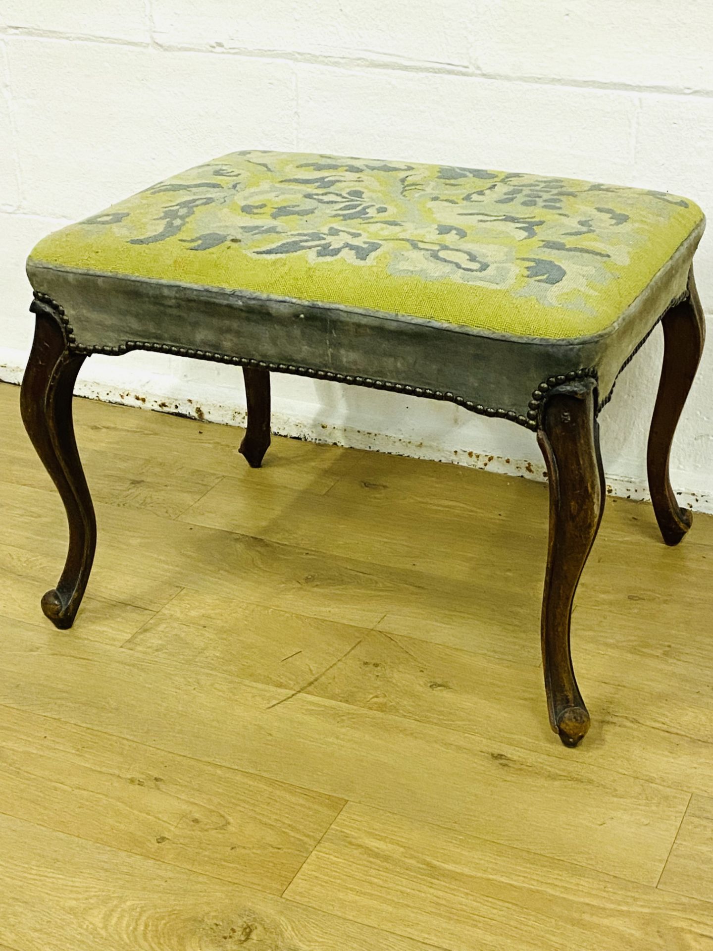 Upholstered stool - Image 4 of 5