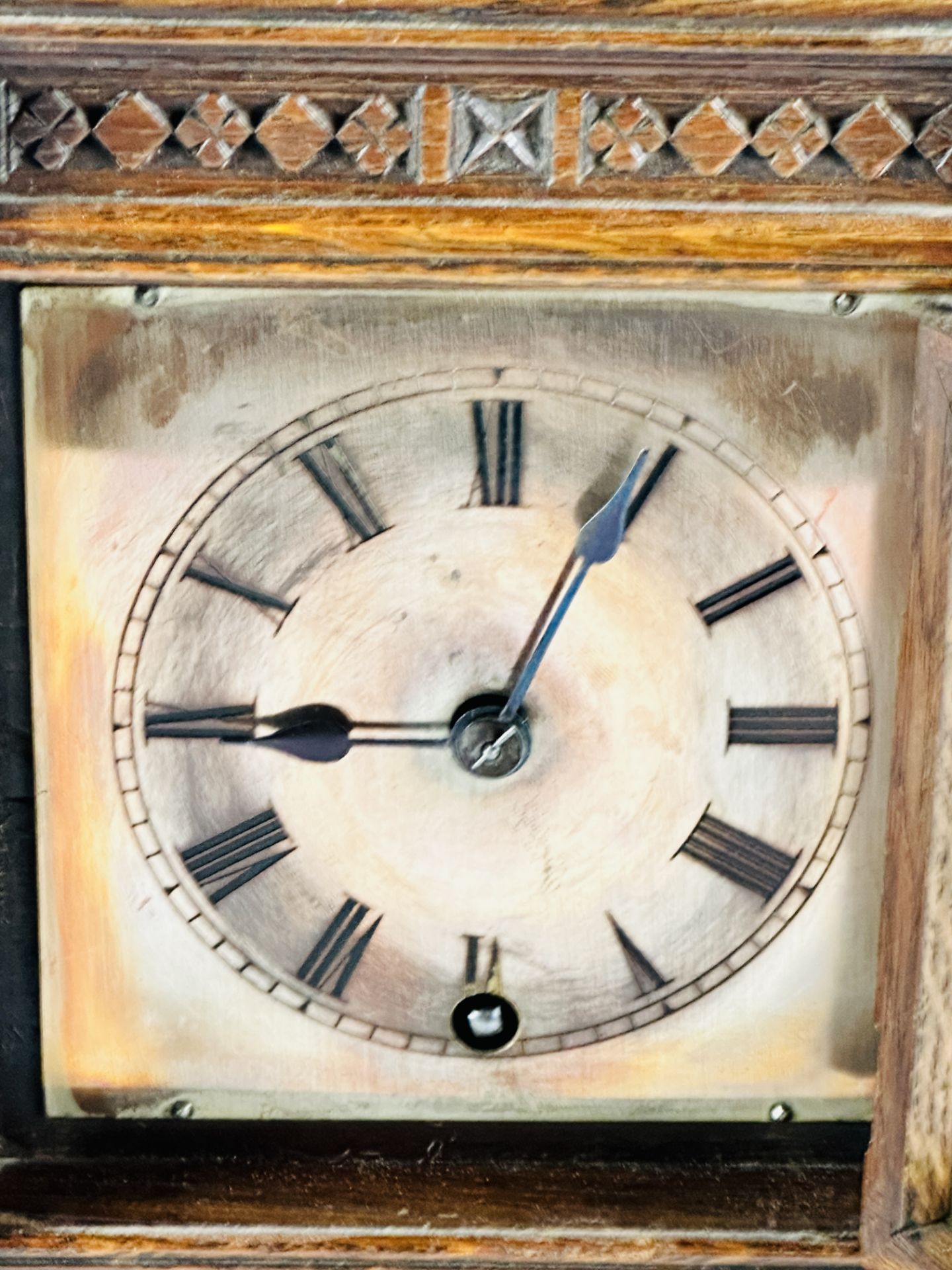 Early 20th century oak cased mantel clock - Image 2 of 6