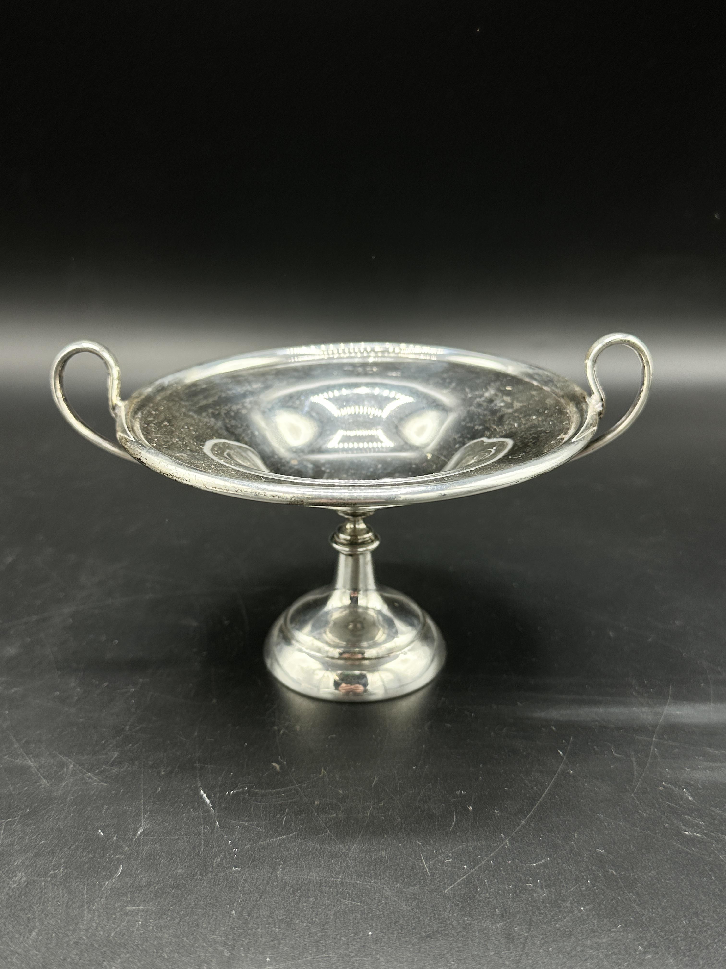 Silver pierced dish together with a silver tazza - Image 2 of 6