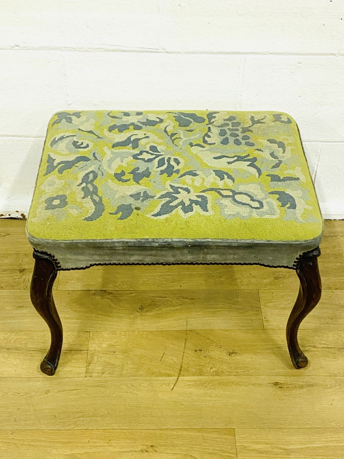 Upholstered stool - Image 5 of 5