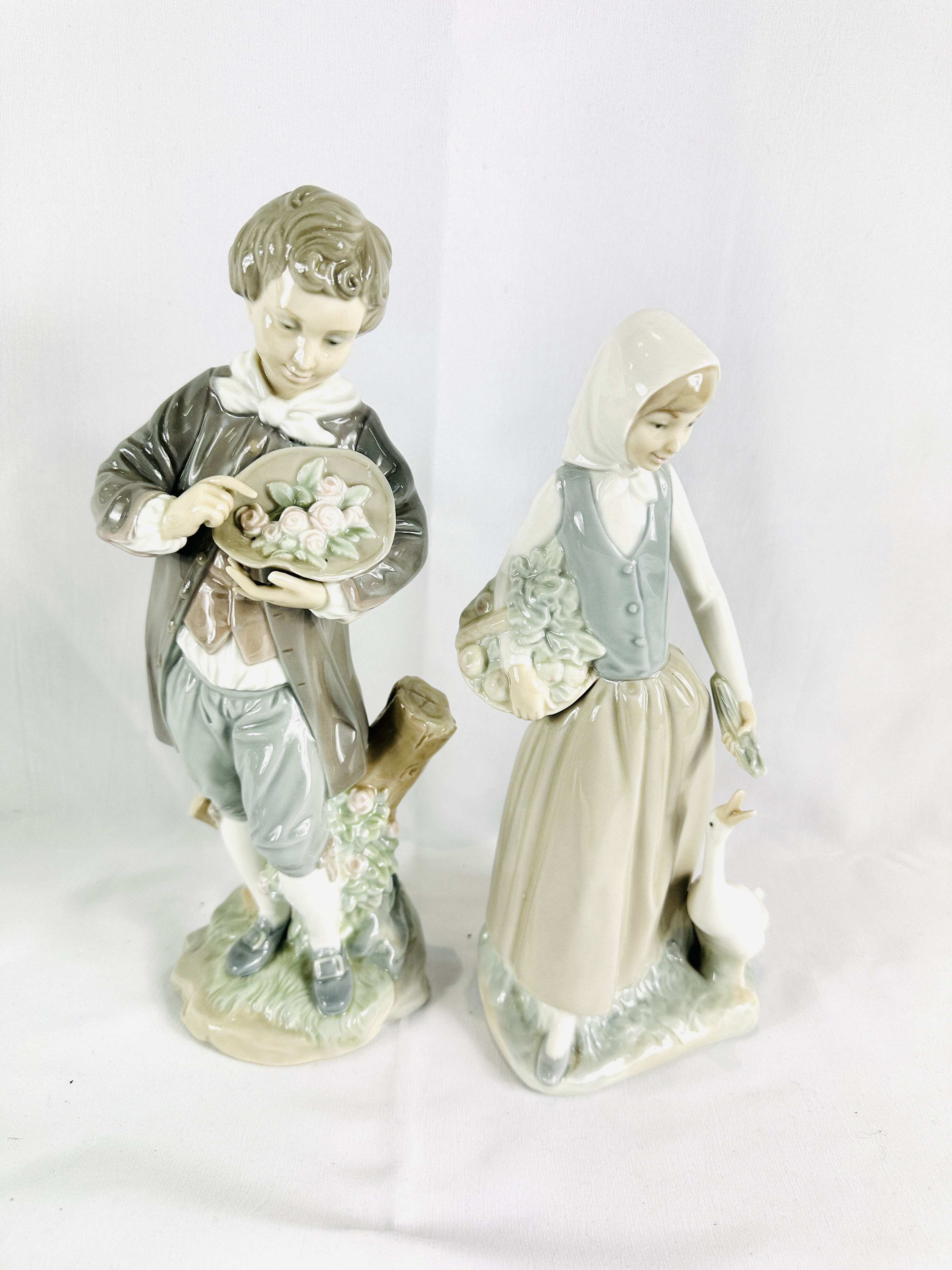 Two Lladro figures and two Neo figures - Image 2 of 5