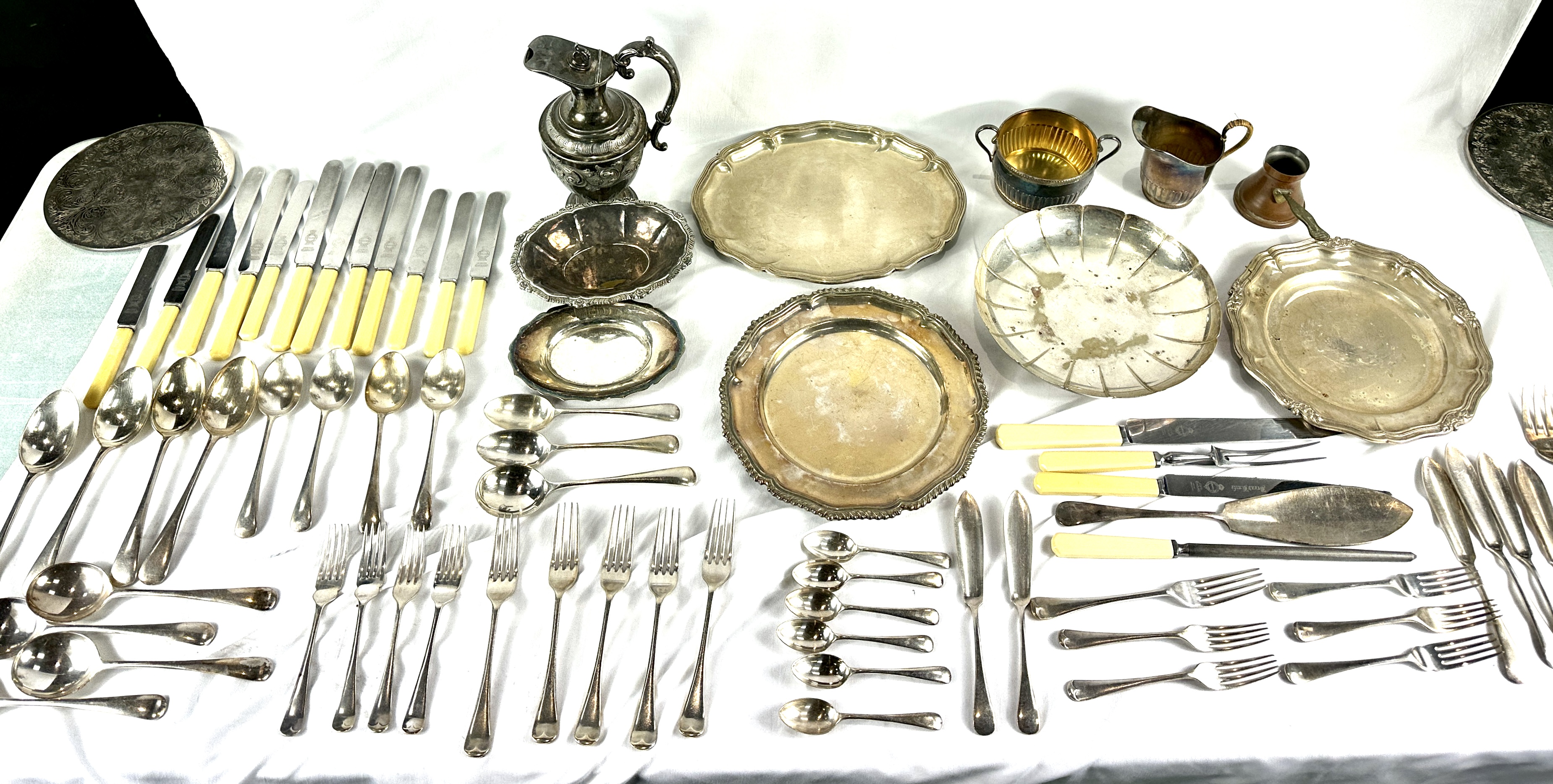 Quantity of silver plate