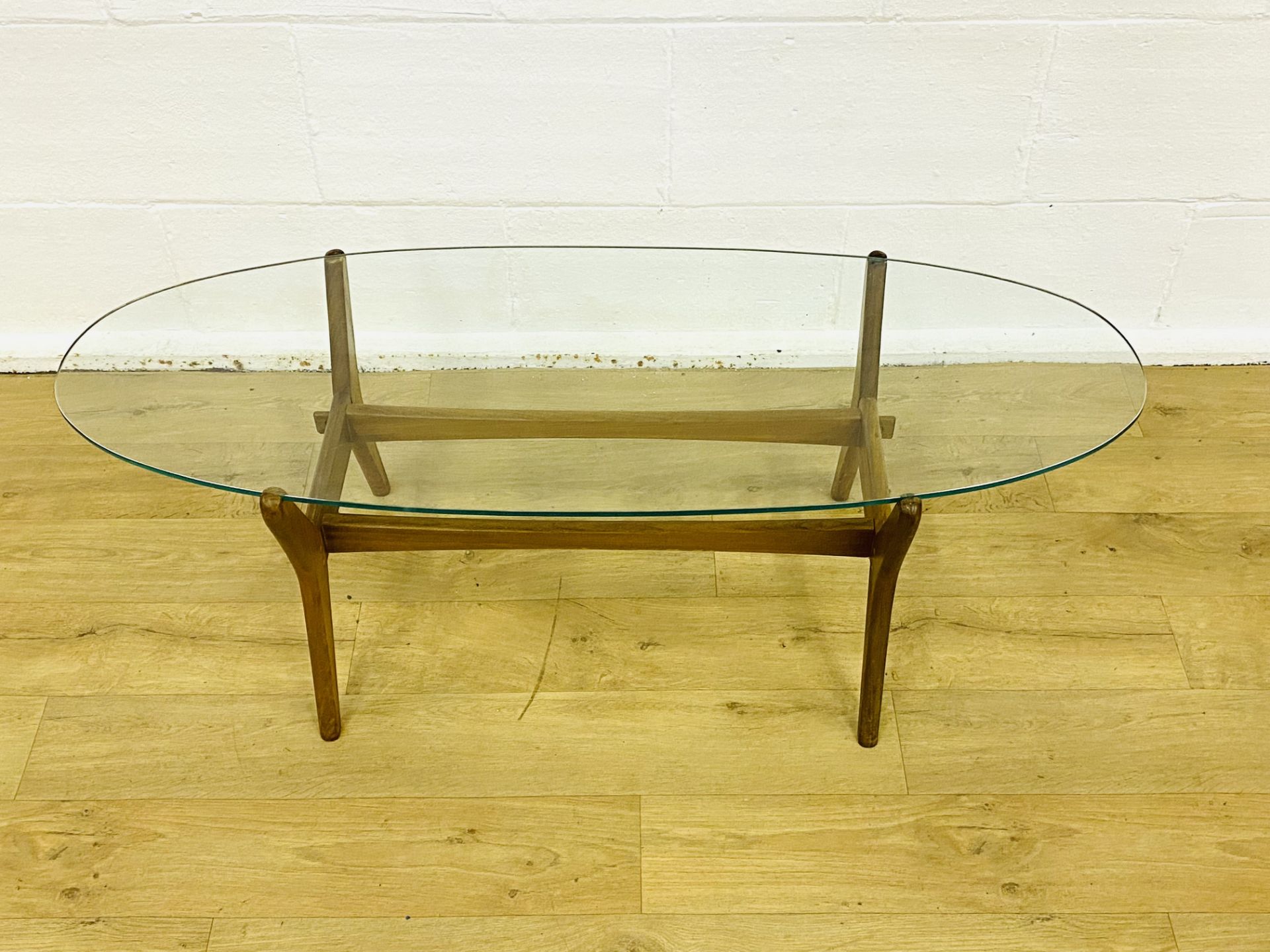 Oval teak glass top coffee table - Image 2 of 5