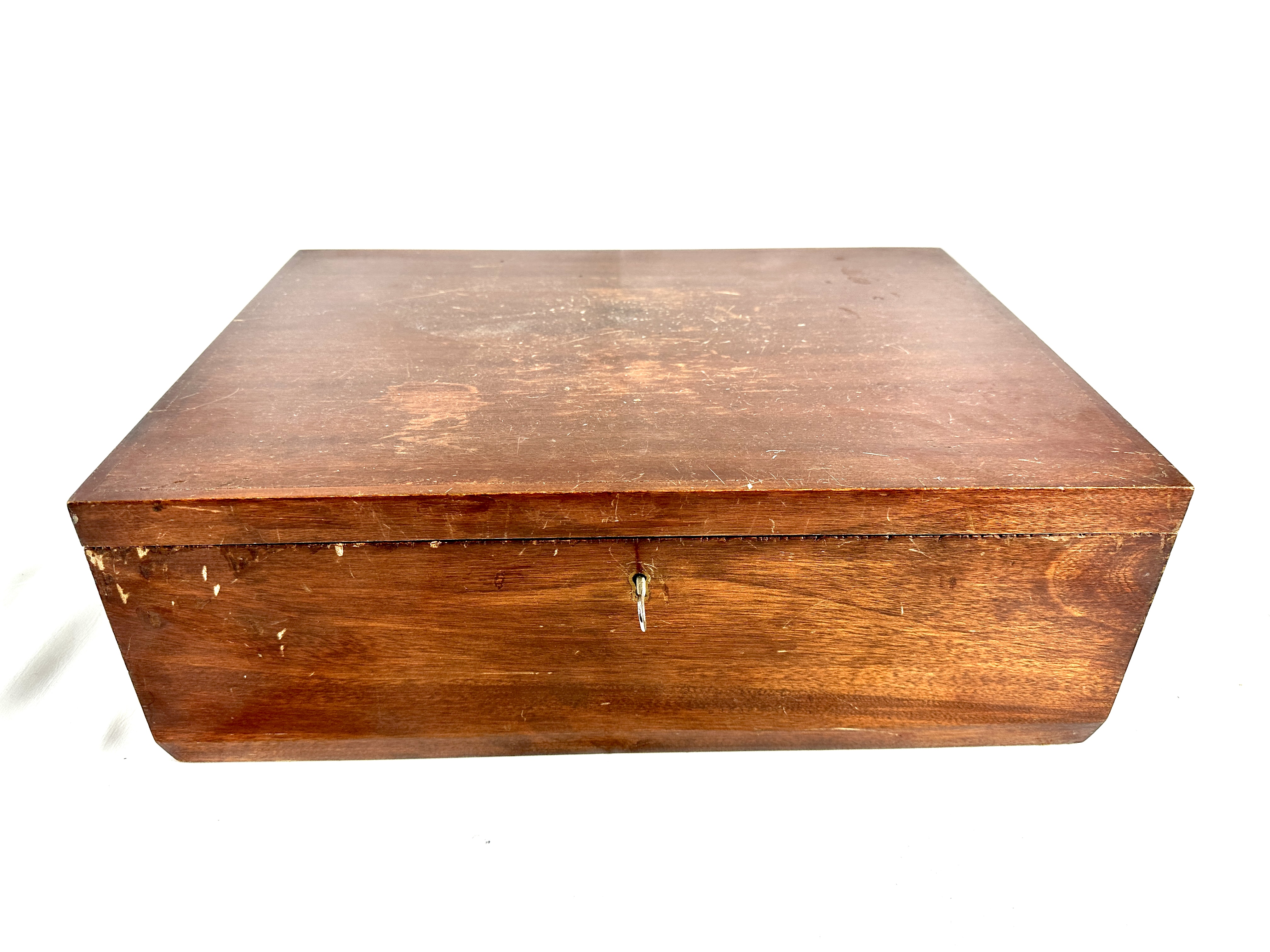 Mahogany box containing a Walker & Hall part canteen of silver plate cutlery - Image 4 of 4