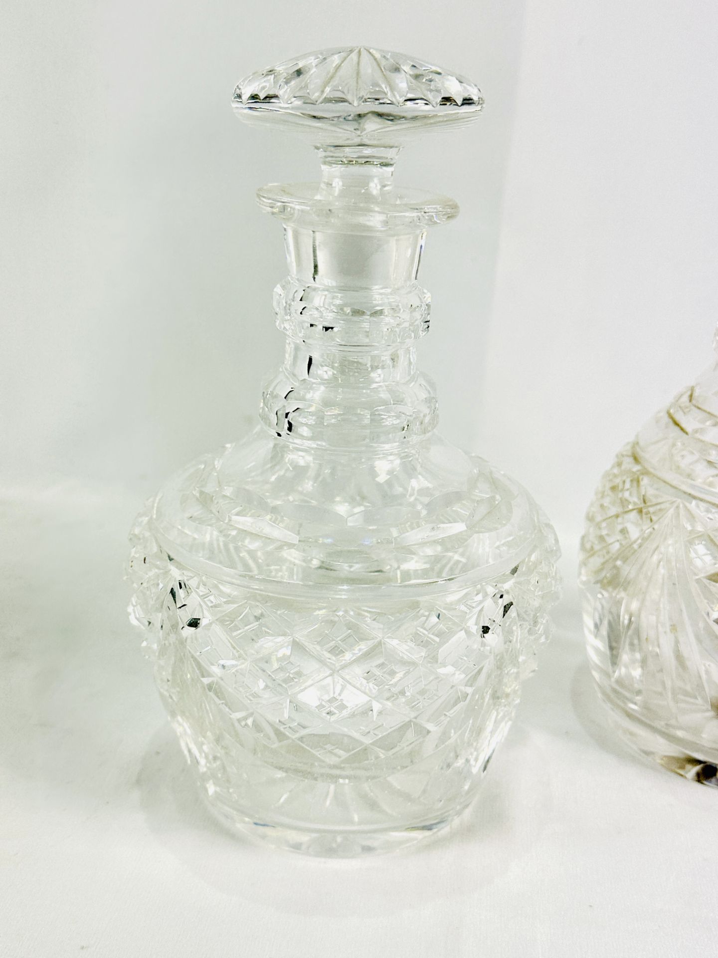 Two cut glass decanters - Bild 3 aus 5