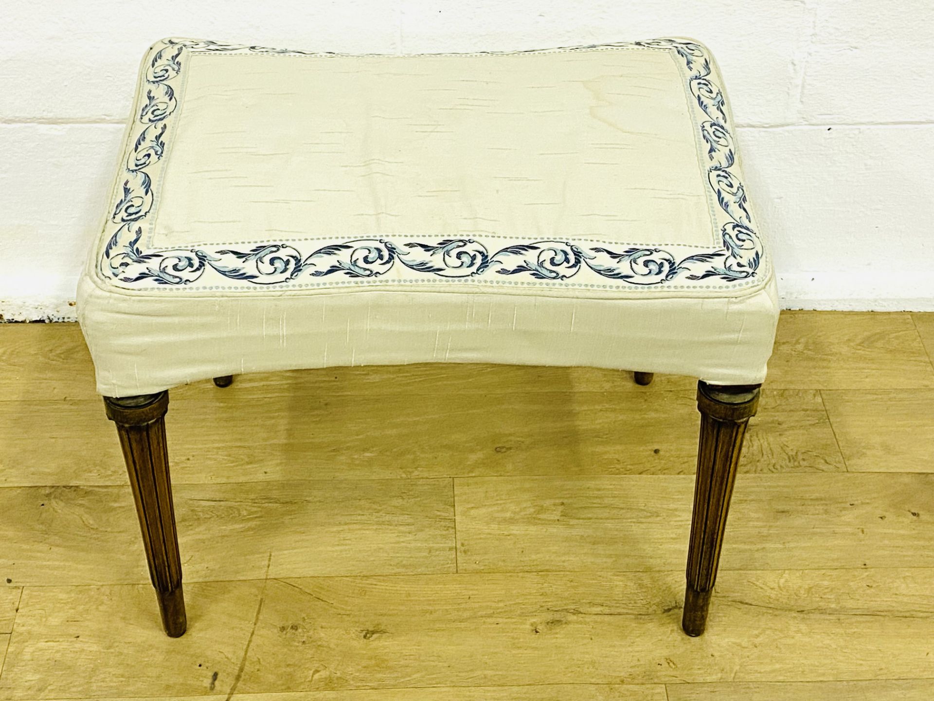 Mahogany upholstered stool - Image 3 of 3