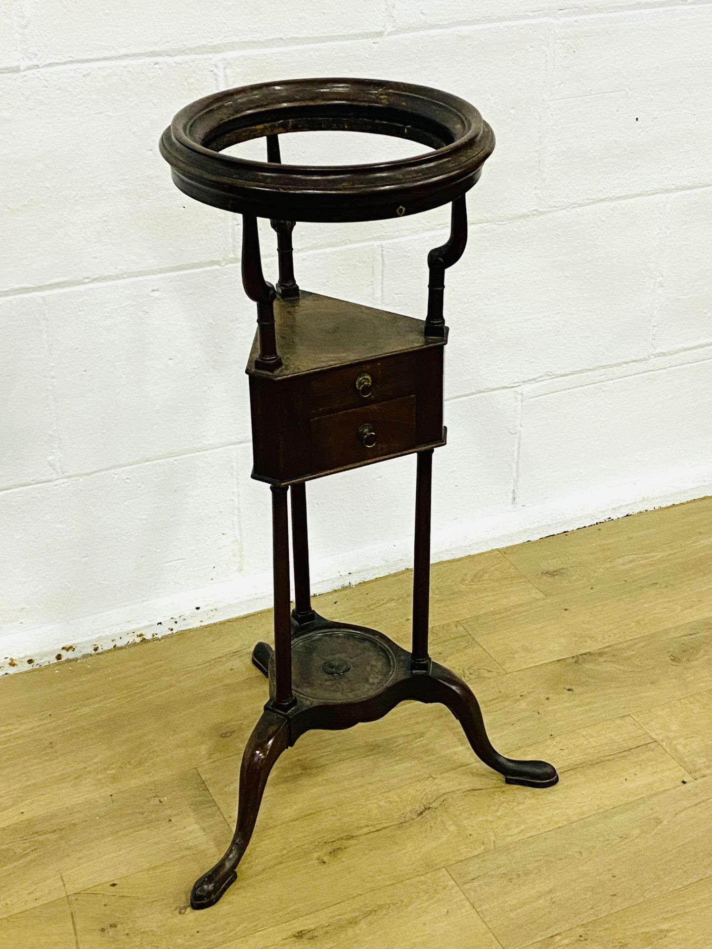 Mahogany washstand - Image 3 of 3