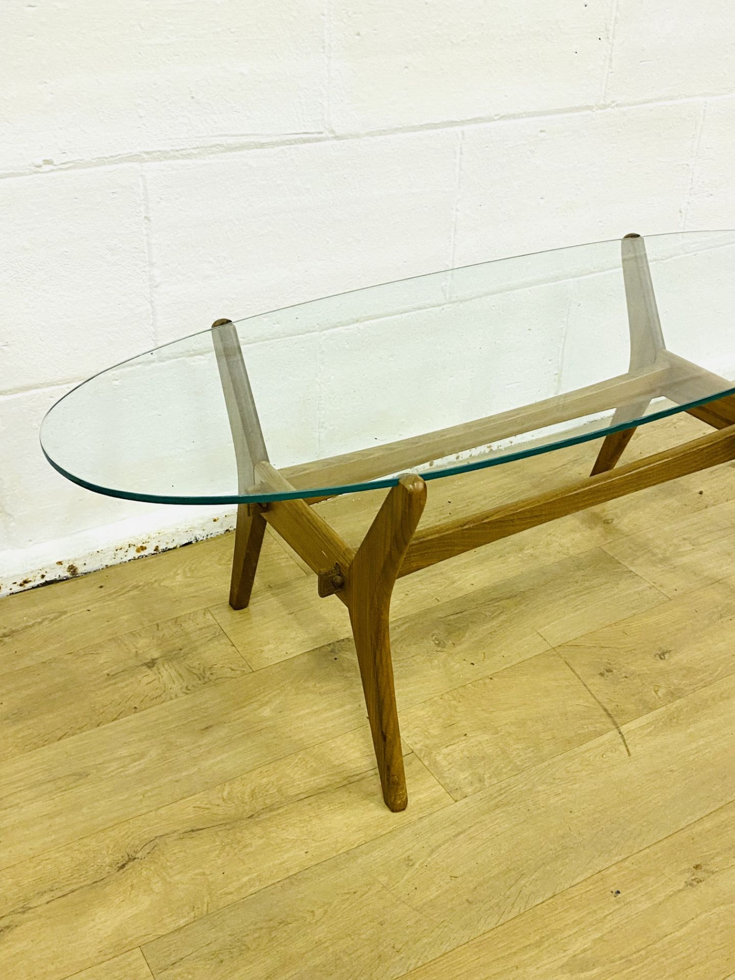 Oval teak glass top coffee table - Image 3 of 4