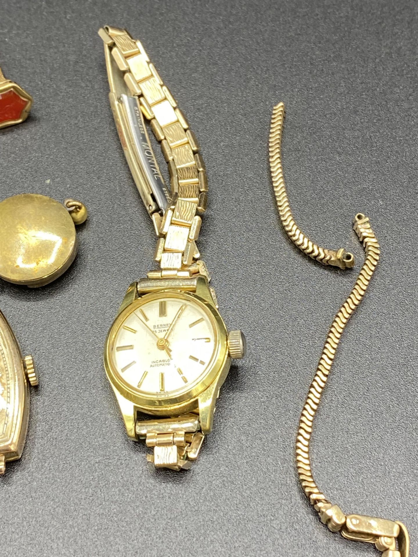 9ct gold wrist watch and other items - Image 2 of 4