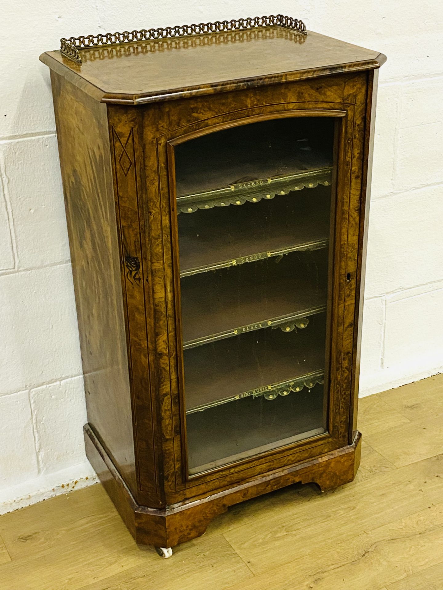 Flame mahogany music cabinet - Image 3 of 4