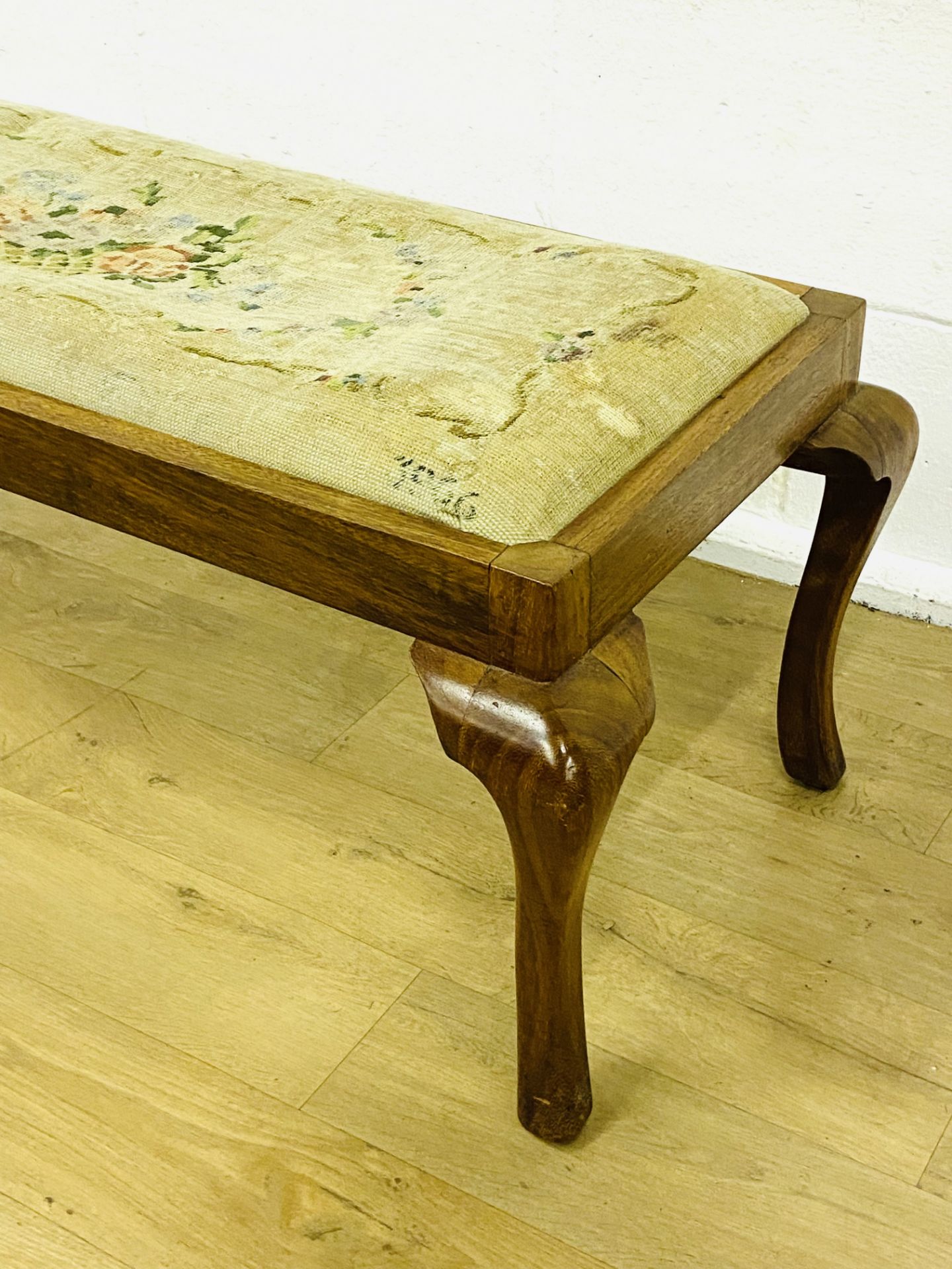 Mahogany stool - Image 5 of 5