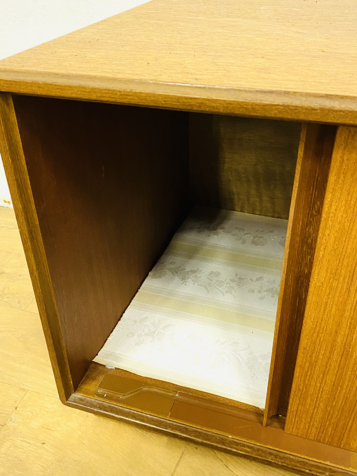 G-plan cabinet - Image 4 of 5