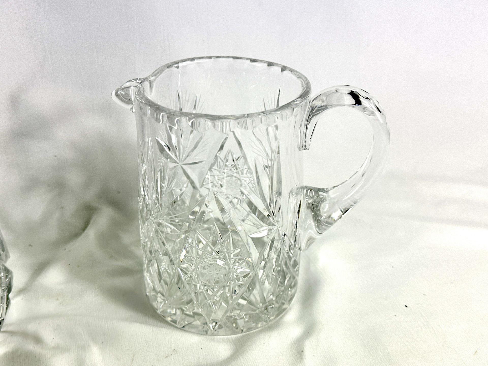 Two crystal water jugs and other crystal glassware - Bild 5 aus 5