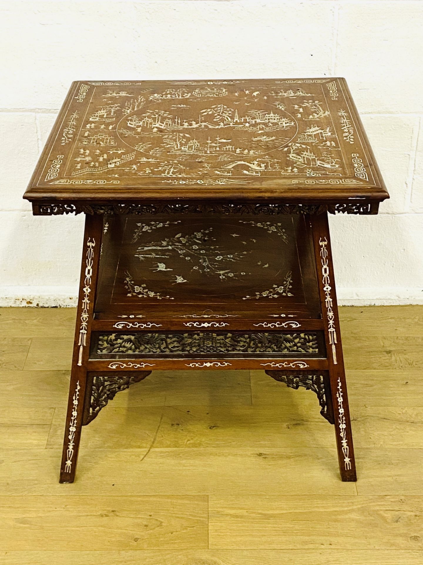 Oriental hardwood inlaid display table - Image 7 of 8