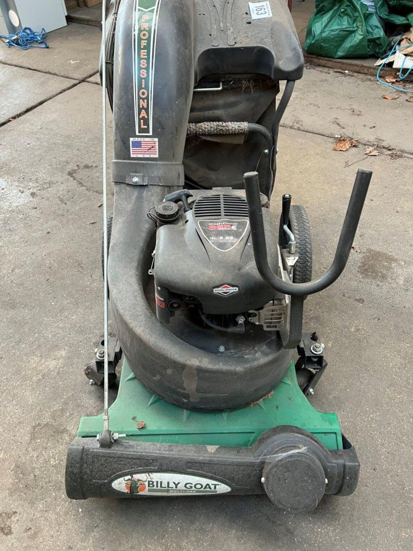 Billy Goat Professional, 19V600SPE with 625E Briggs & Stratton engine. This lot is subject to VAT - Image 2 of 5