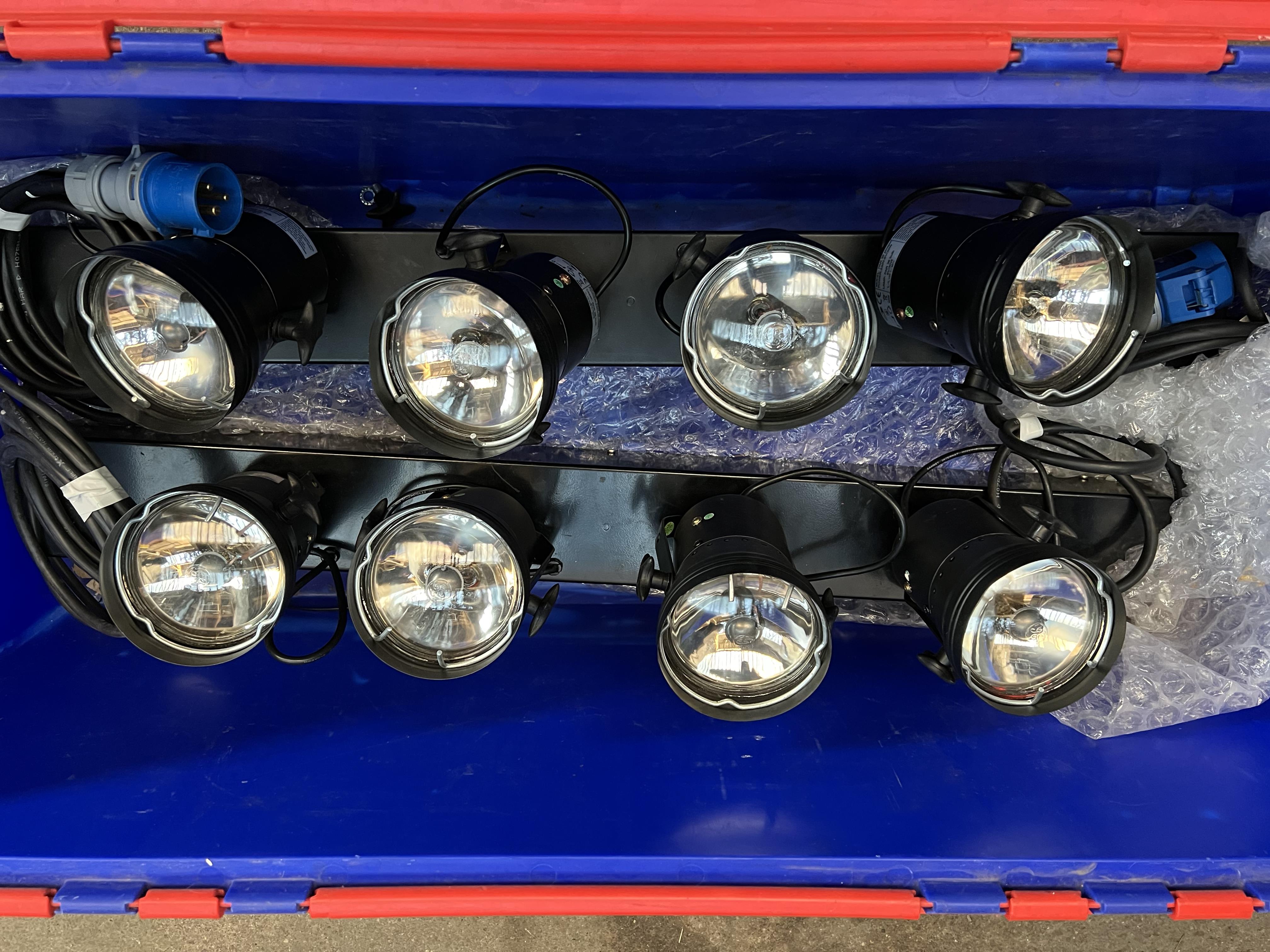 Two 4 way low voltage spot lights with 16 amp lead; with two new bulbs. This lot is subject to VAT