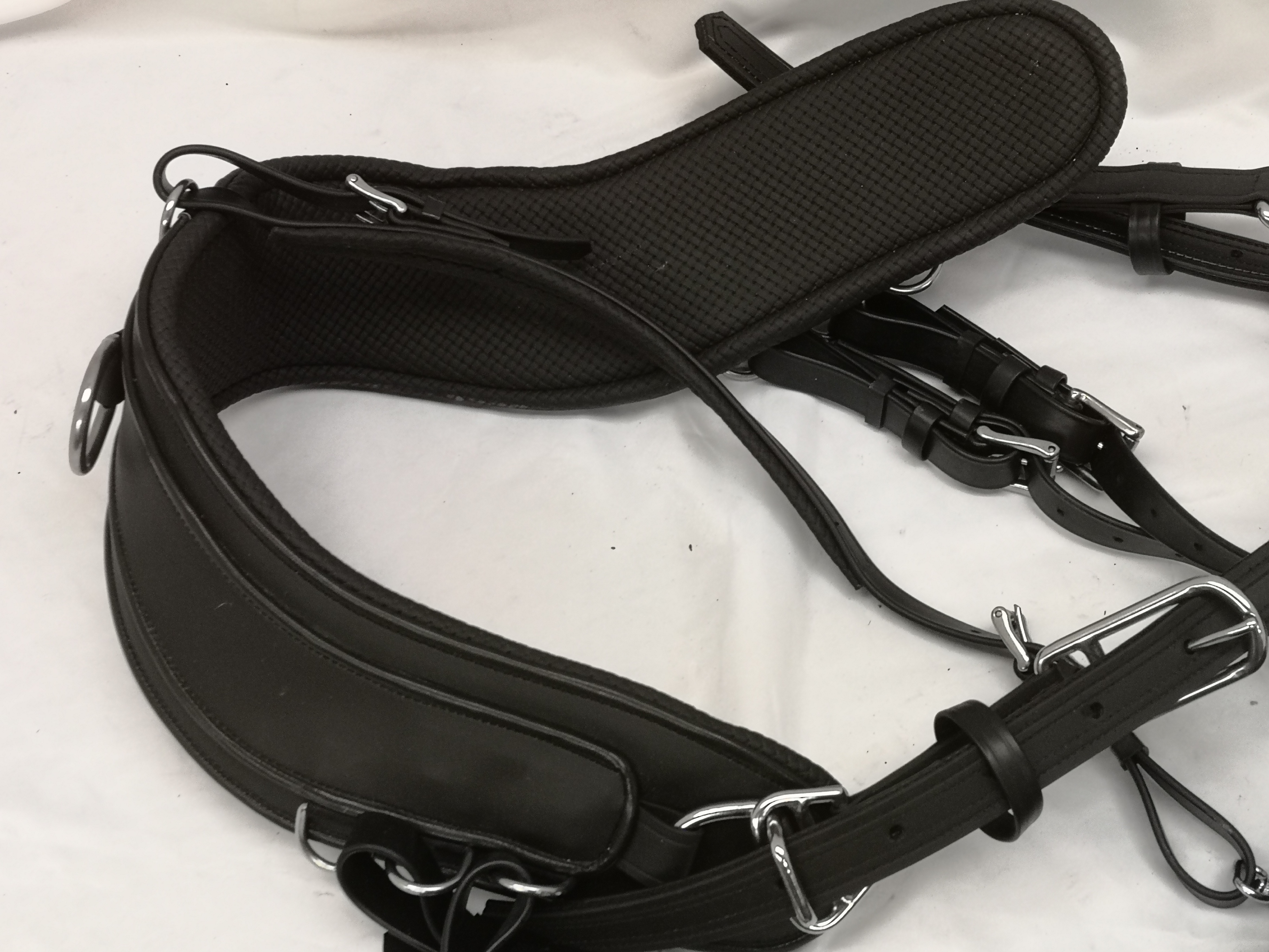 Set of full size harness with empathy collar. This lot carries VAT. - Image 7 of 7