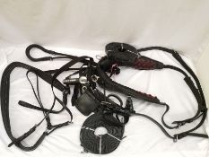 Set of cob black and white metal harness. This lot carries VAT.