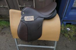 Barnsby Christie brown leather saddle 18" medium fit