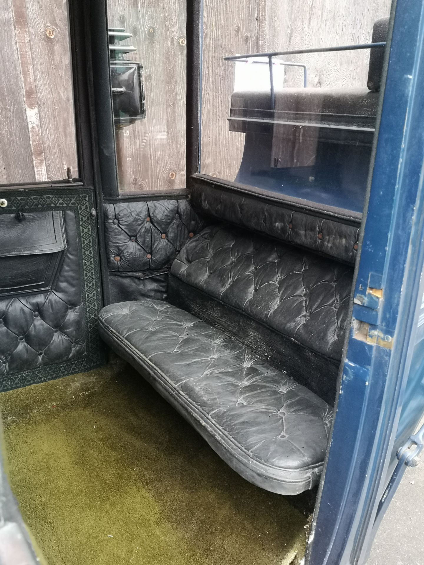 DOUBLE BROUGHAM built by C. Windover of London to suit 14.2hh single or pair. Painted black and blue - Image 8 of 11