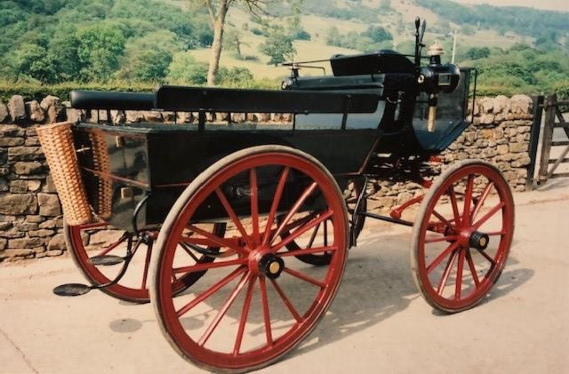 WAGONETTE/OMNIBUS built by McNaught & Smith of Worcester & London in 1877 to suit a single or - Image 2 of 5