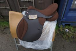 Thorowgood synthetic brown saddle 18" medium fit