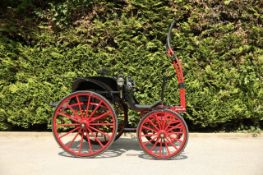 4 WHEEL SEFTON DOG CART built by Mullon & Sons of Hertford to suit 14 to 15hh. Painted black with