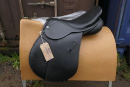 Barnsby black leather GP saddle 17" wide fit