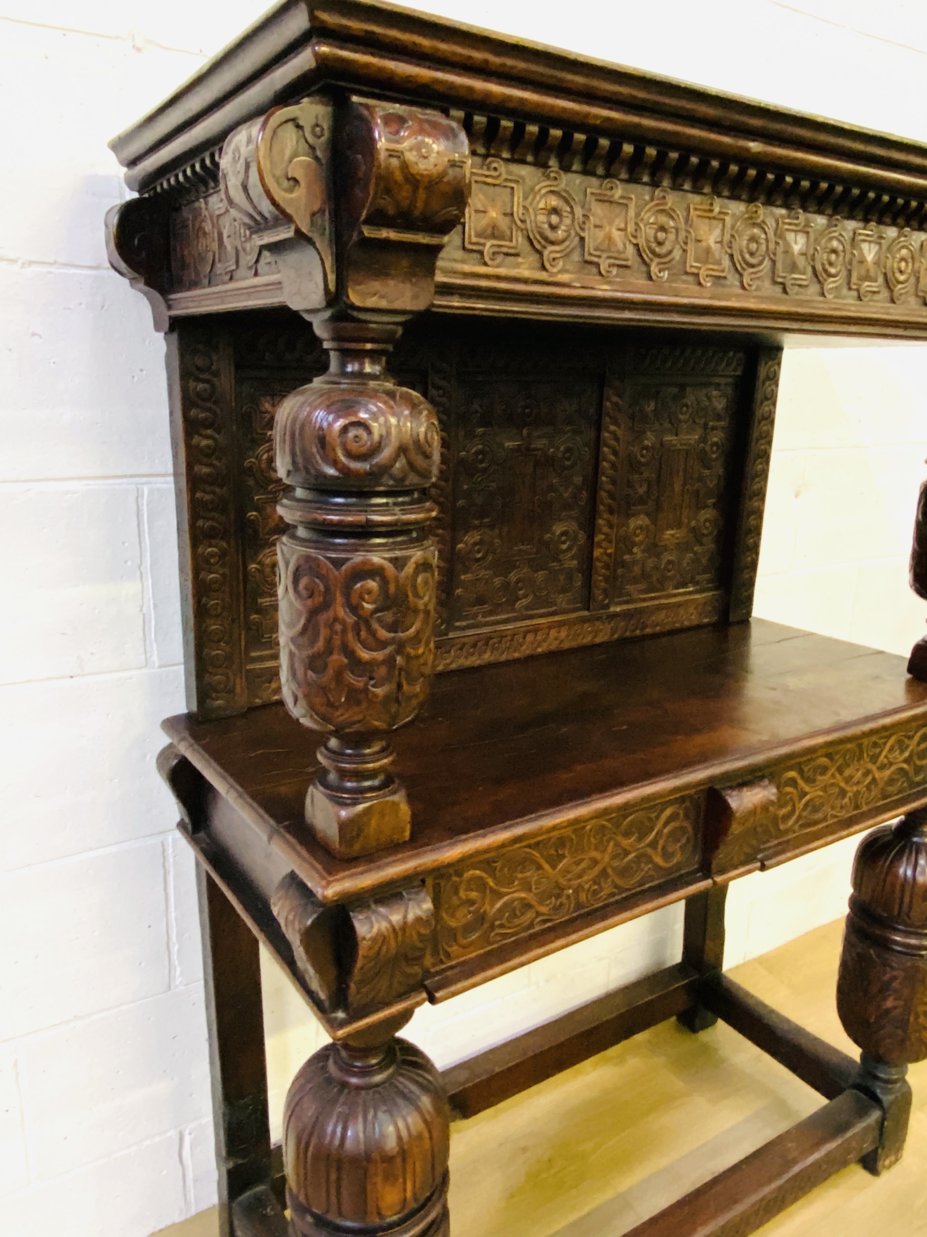 Victorian oak court cupboard - Image 5 of 15