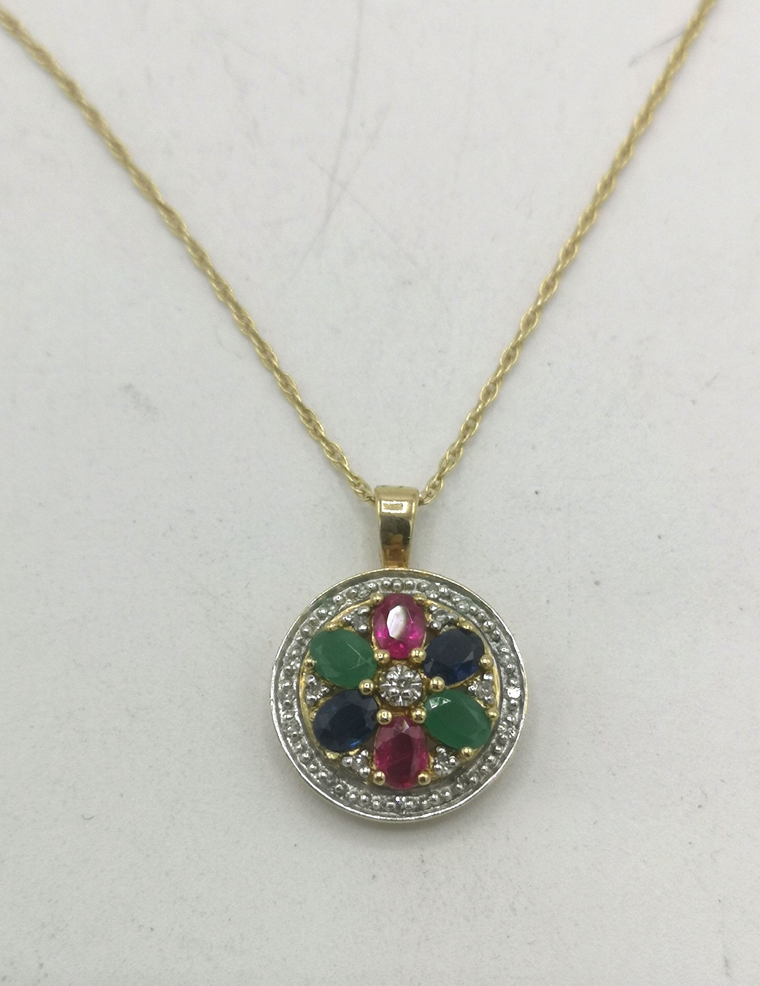 9ct gold pendant set with rubies, emeralds and sapphires - Image 5 of 8