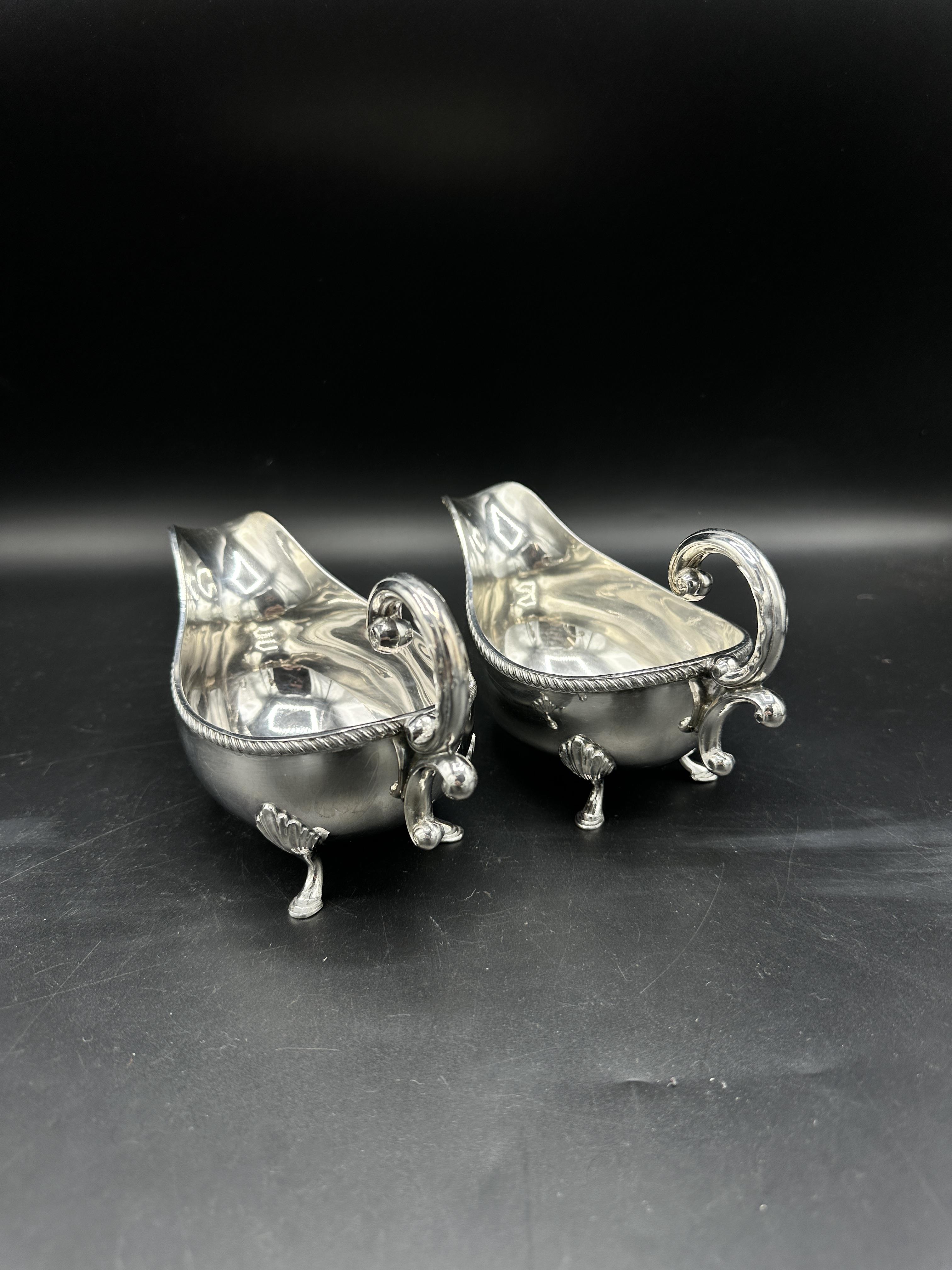 Pair of silver sauce boats - Image 2 of 3