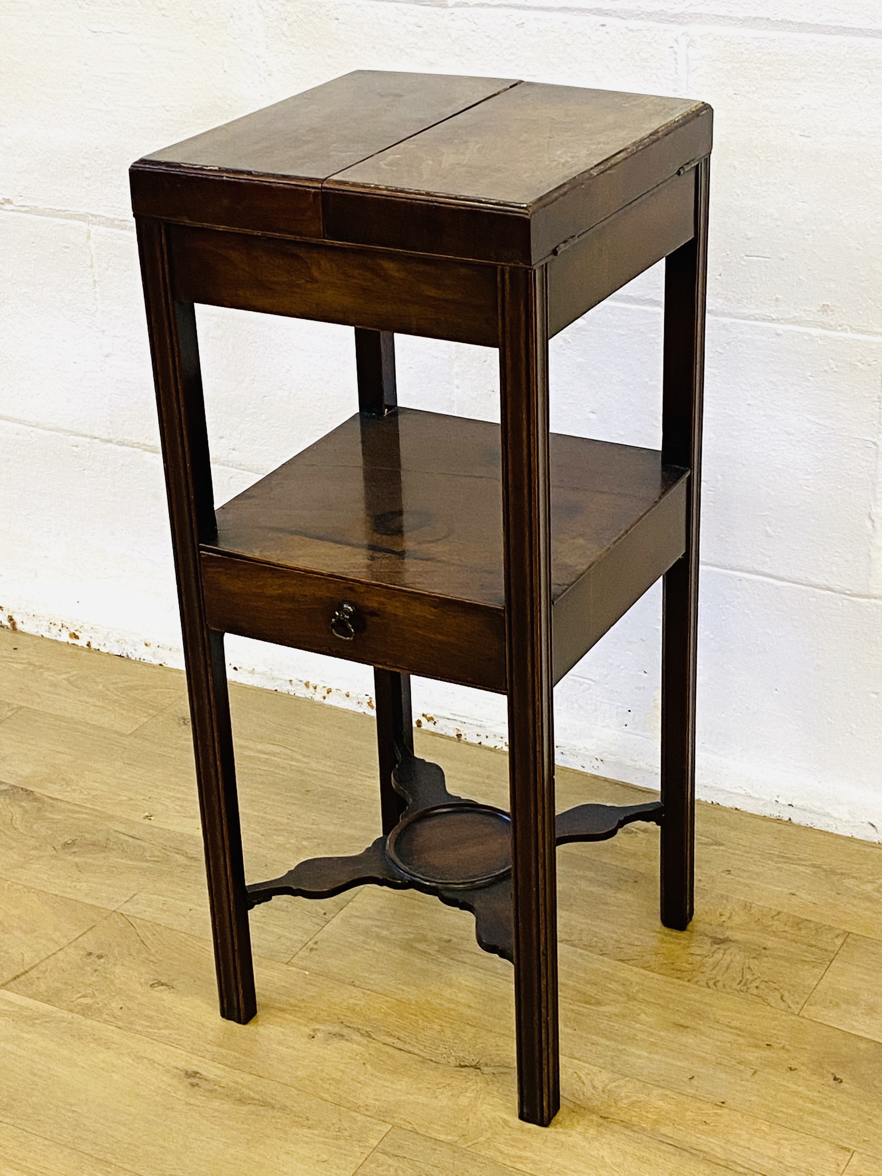 Mahogany washstand - Image 2 of 5