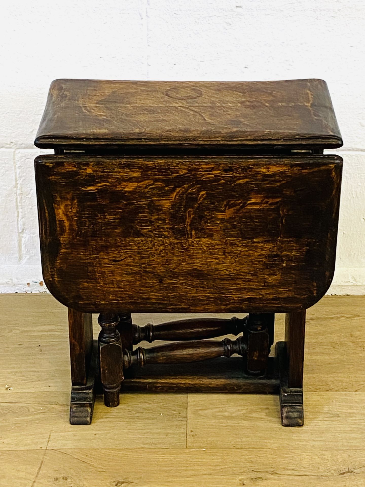 Small oak drop leaf table