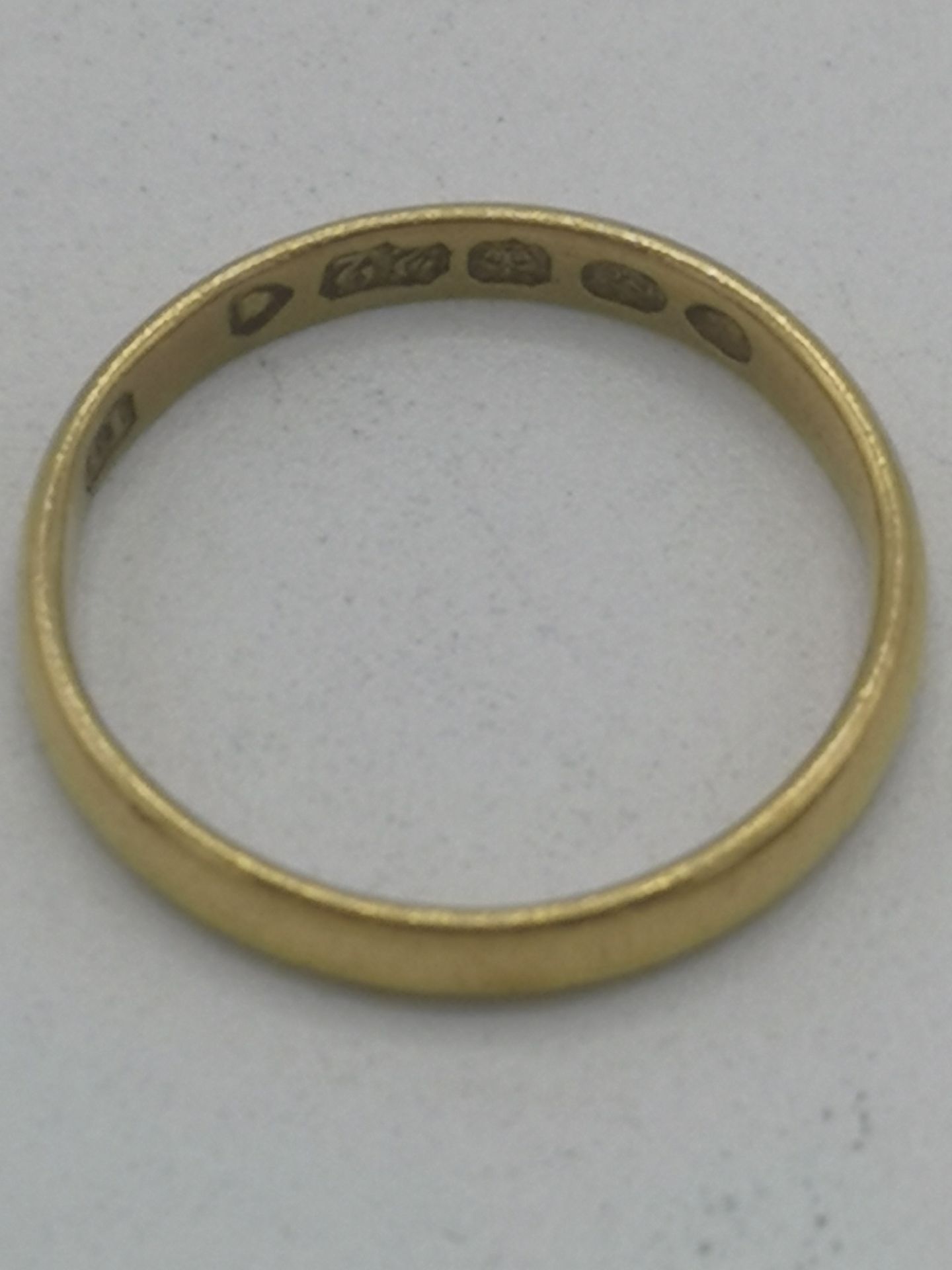 22ct gold band - Image 3 of 3