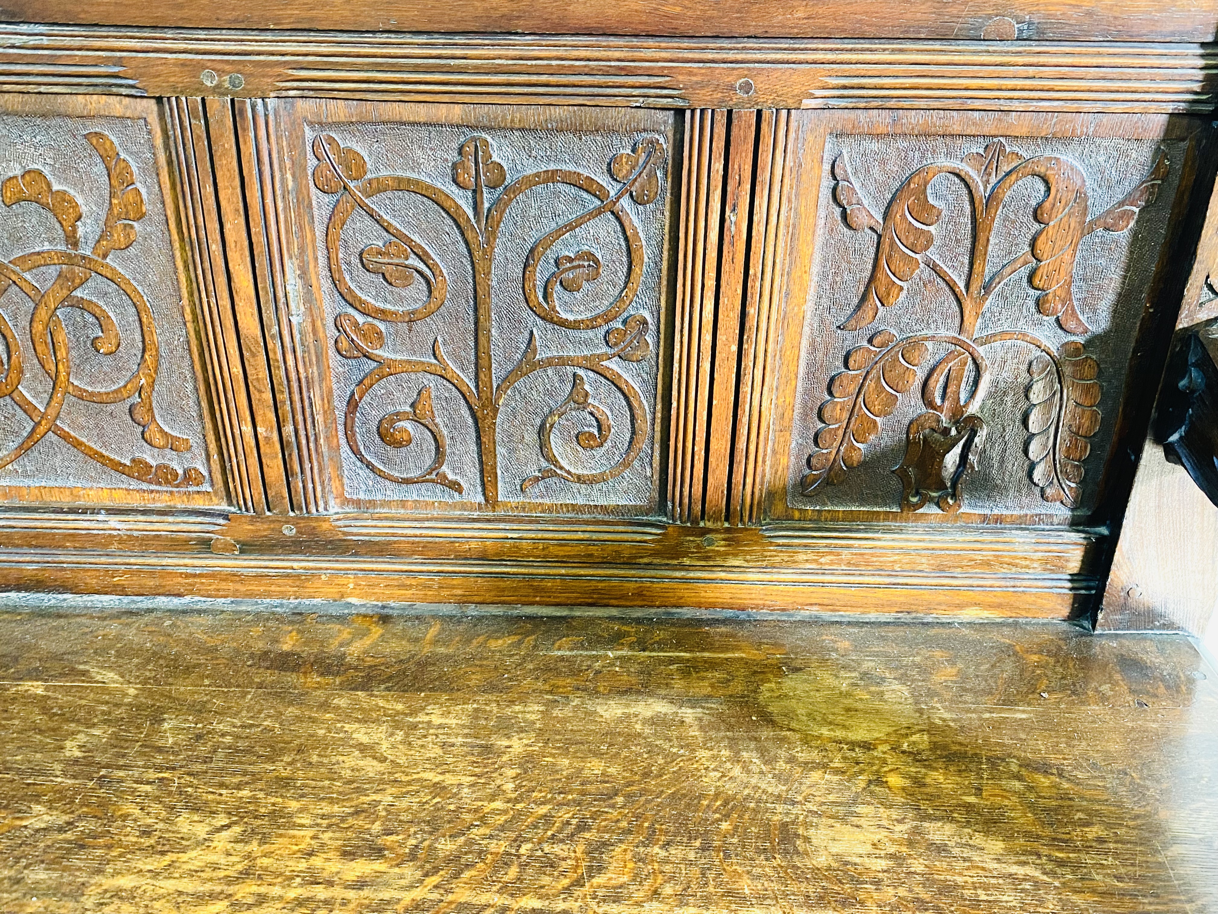 19th century oak settle - Image 3 of 8