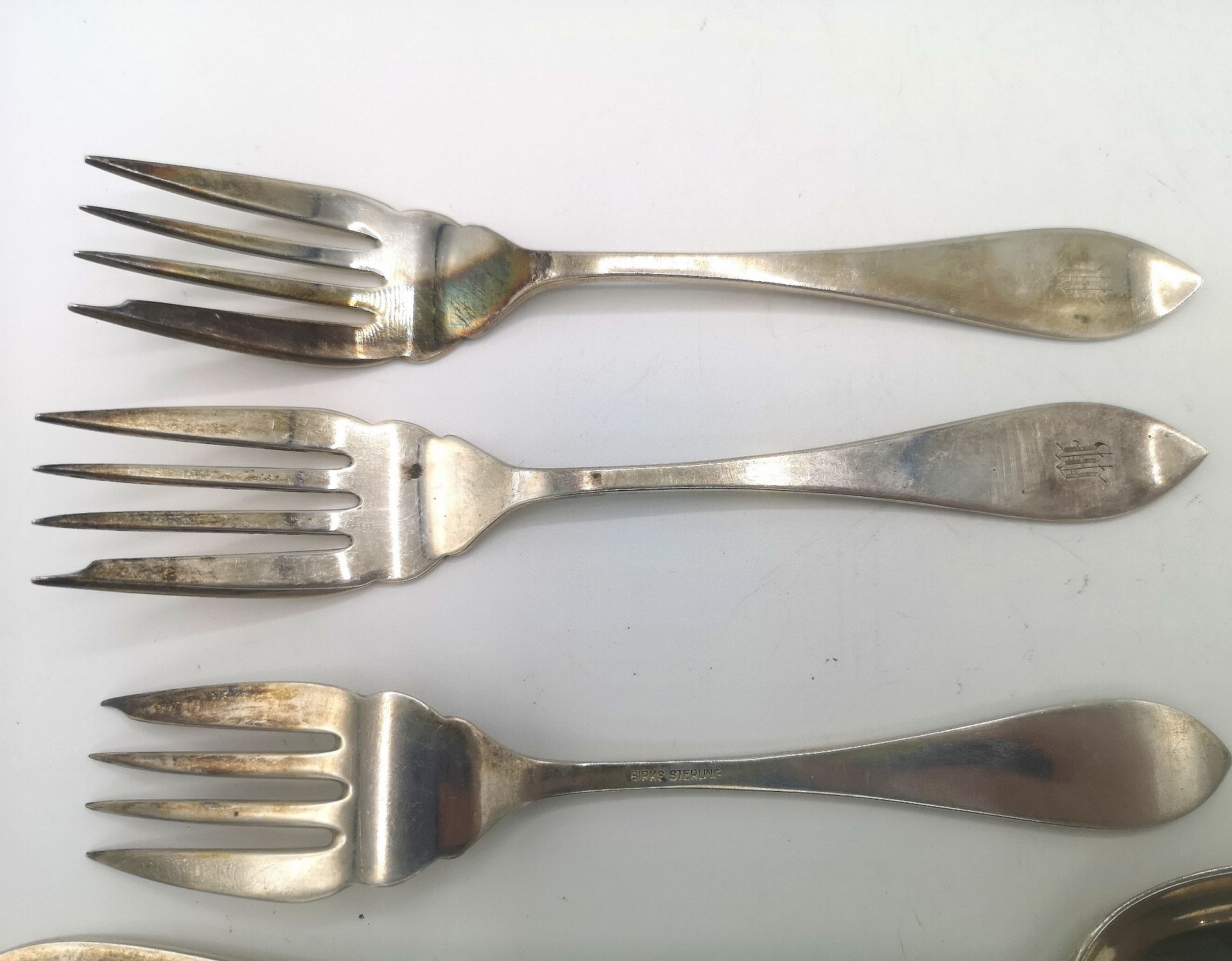 Six Birks silver dessert forks together with two silver table spoons - Image 3 of 4