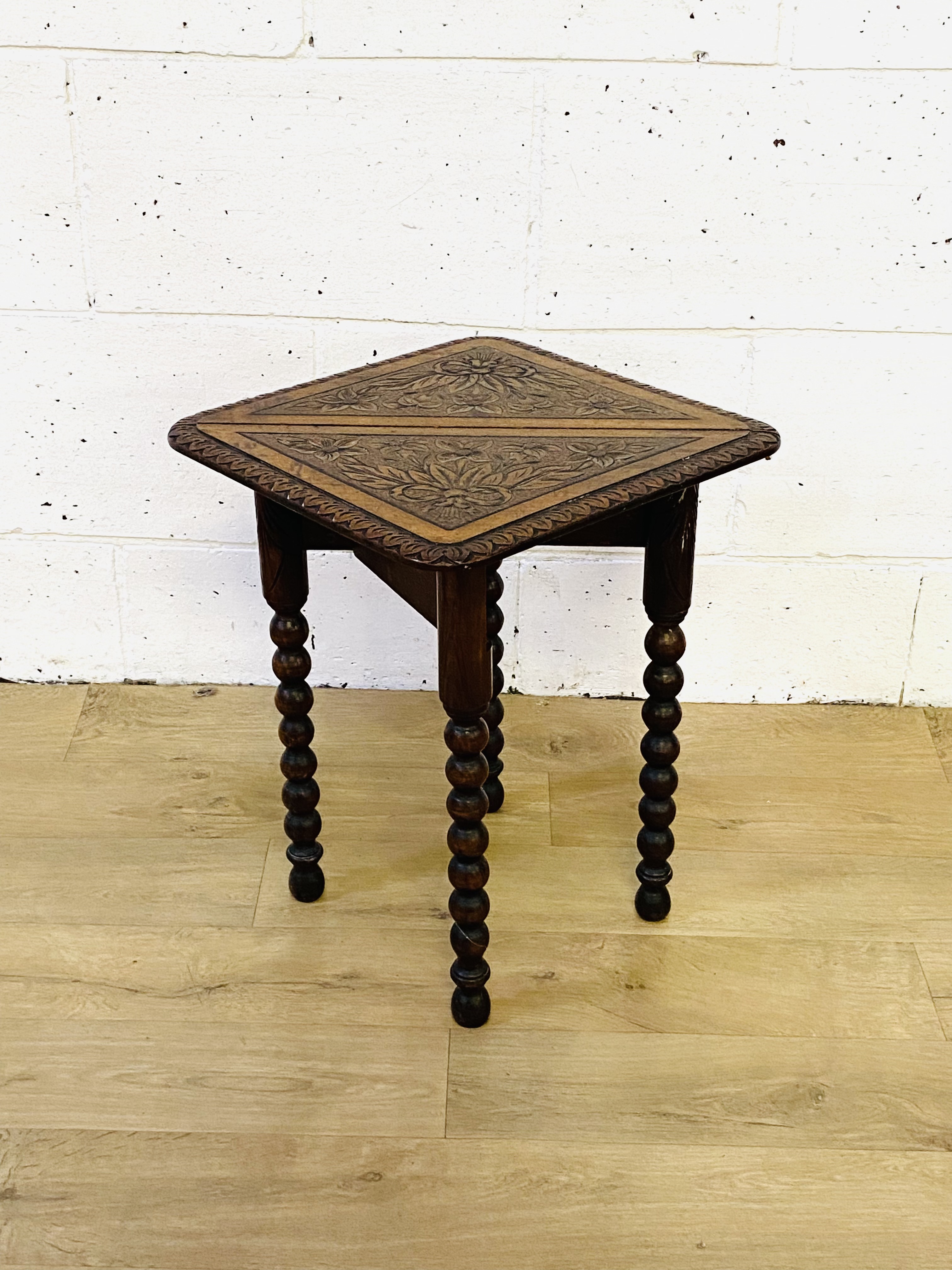 Gate leg drop leaf table - Image 4 of 5